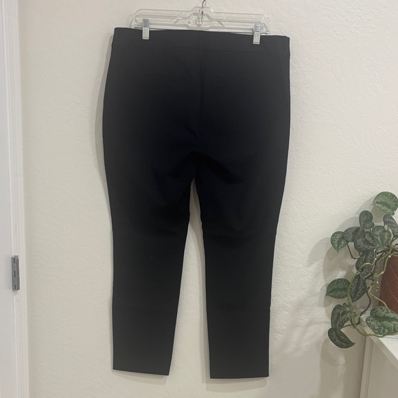 Old Navy Pixie Skinny Pants Size 14 - Picture 4 of 4